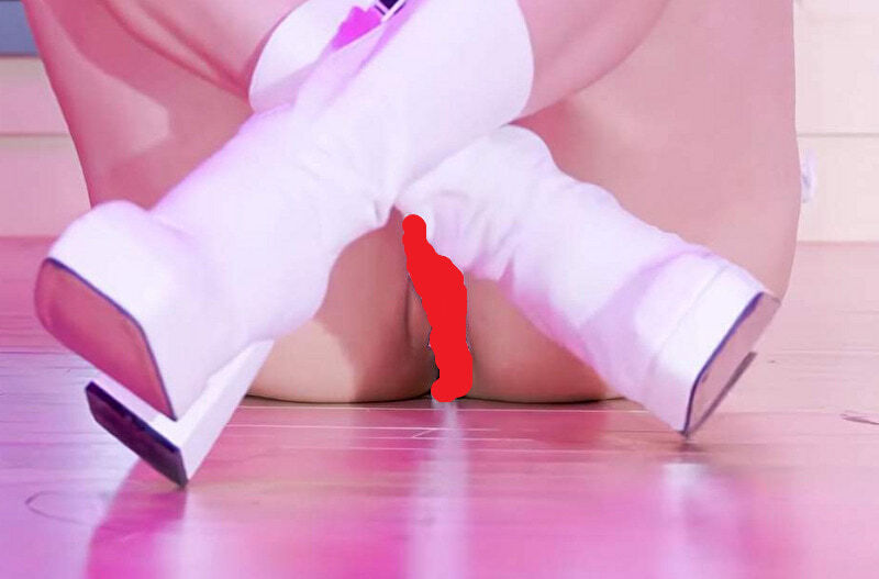 ◆【動画あり】人気アイドル、ステージ上でマ○コ丸見えになってしまうwwwwww 変態の宴Ⅱ