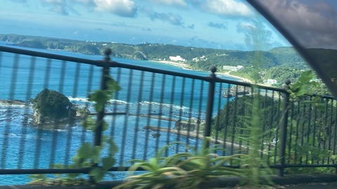 EFB79A1C-DABD-4E5C-B4EC-4FF6449D19B1