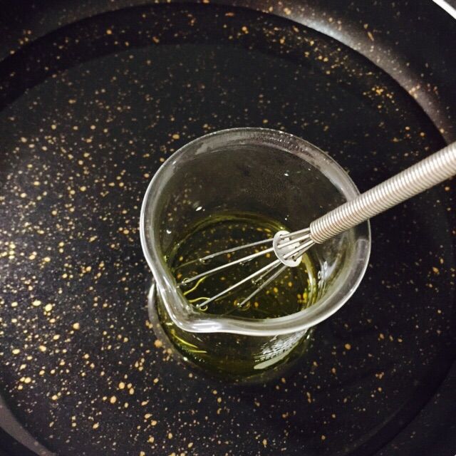 もっと簡単 材料３つでできる 手作りアロマ日焼け止め アロマとハーブのある暮らし 本好きアロマセラピストのライフハック