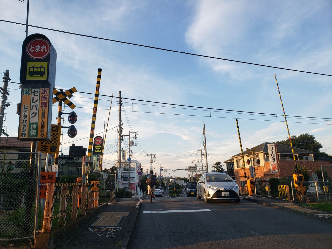 JR青梅線]上野原踏切（0k998m） : 北海道踏切調査室（HBC）