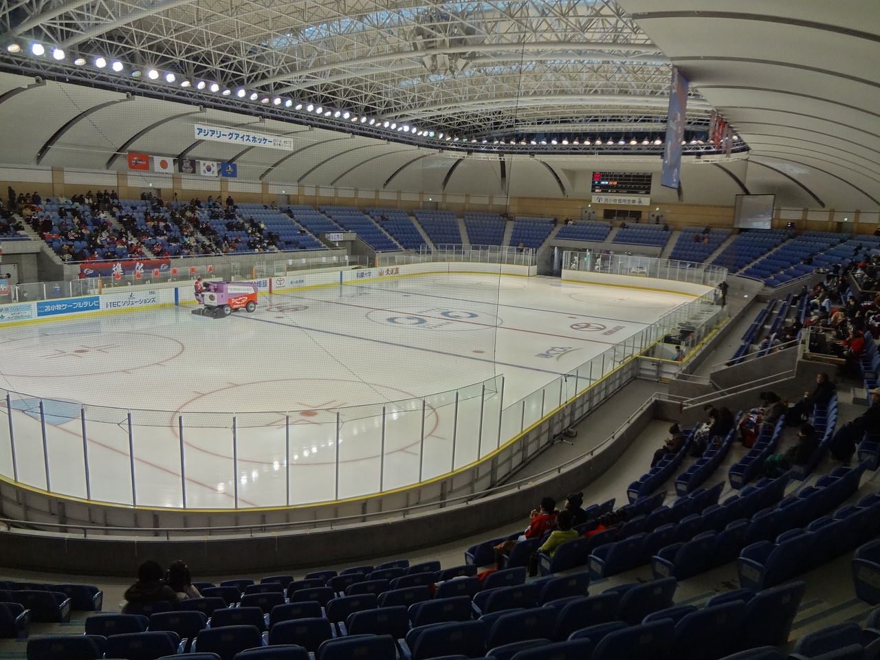 Icehockey 2 苫小牧市白鳥アリーナ スタジアム放浪記