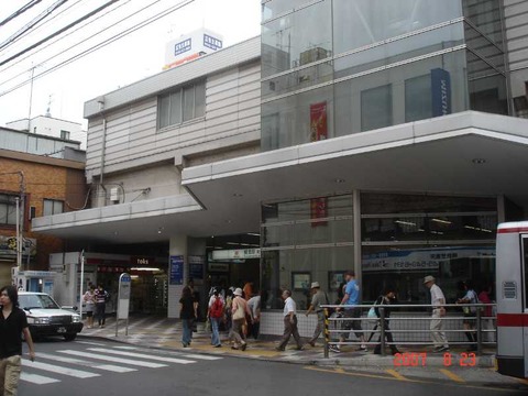 tsunashima_east_entrance