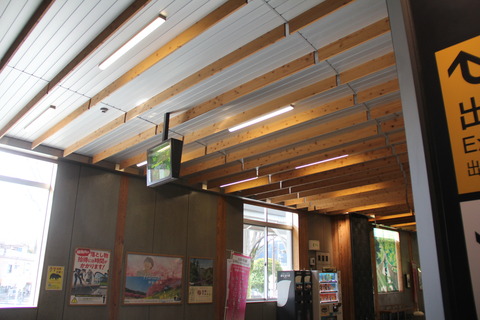 musashiitsukaichi_concourse