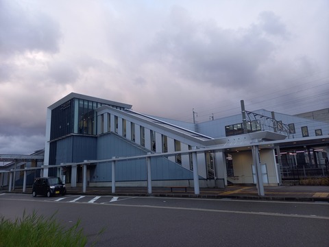 nishikanazawa_west_entrance