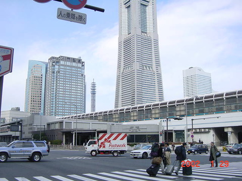 sakuragicho_townside_exit