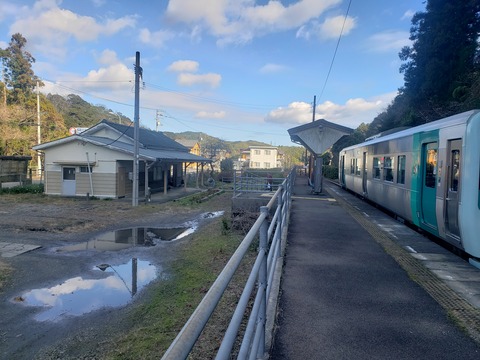 awafukui_konai