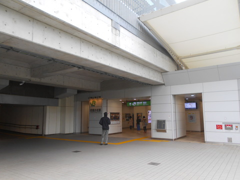 musashikosugi_yokosukasen_entrance