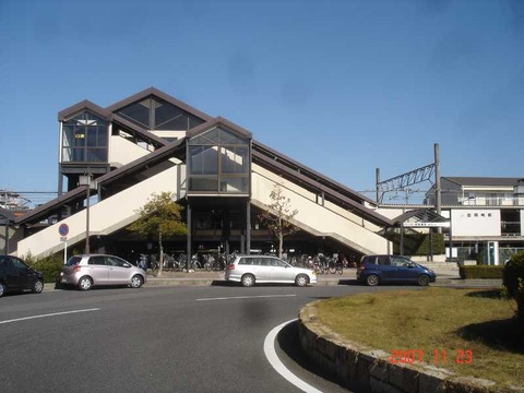 nishiokazaki_west_entrance