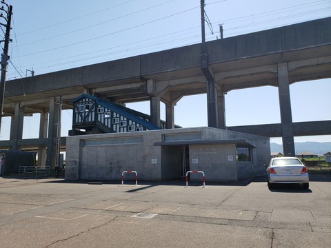 kitanagaoka_ekisya