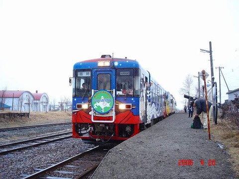 takashima_home2_forIkeda_20060420