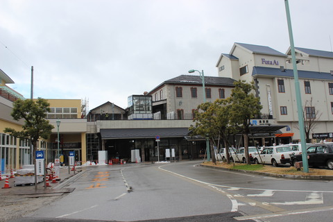 nagahama_ibuki_side_entrance