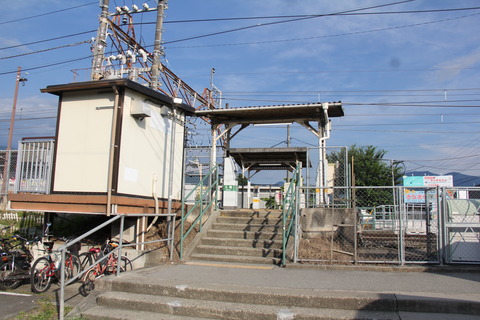 higashiyamanashi_entrance1