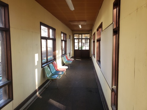 rubeshibe_waitingroom_naka