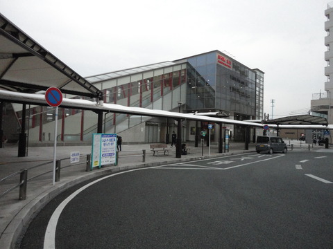 akama_north_entrance