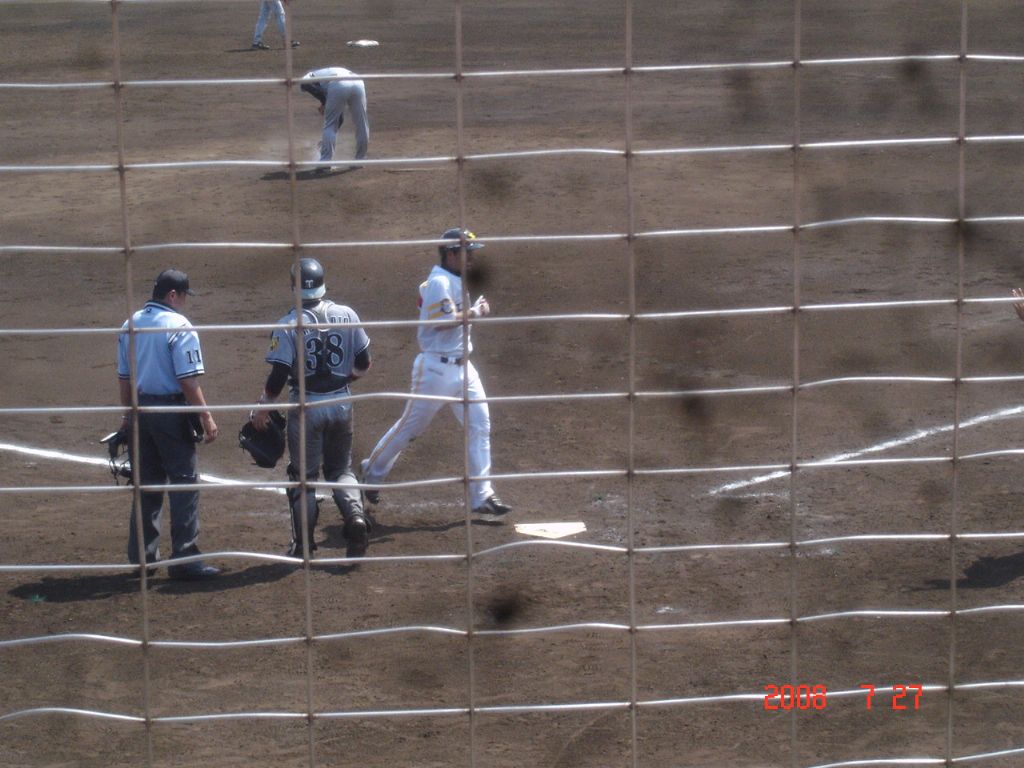 08 7月27日の福岡ソフトバンク対阪神15回戦 福岡市雁の巣レクリエーションセンター野球場 スコアシートを持って 08 7月27日の福岡ソフトバンク対阪神15回戦 福岡市雁の巣レクリエーションセンター野球場 スコアシートを持って