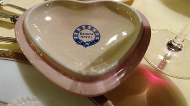 13������˹�����줿��ë�ۥƥ�Υ٥�ȤΥ����ޡ���