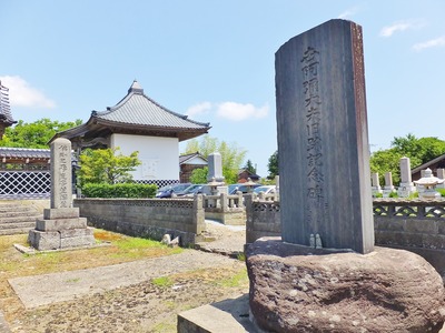 22���������ˡ����������׵��׵�ǰ���