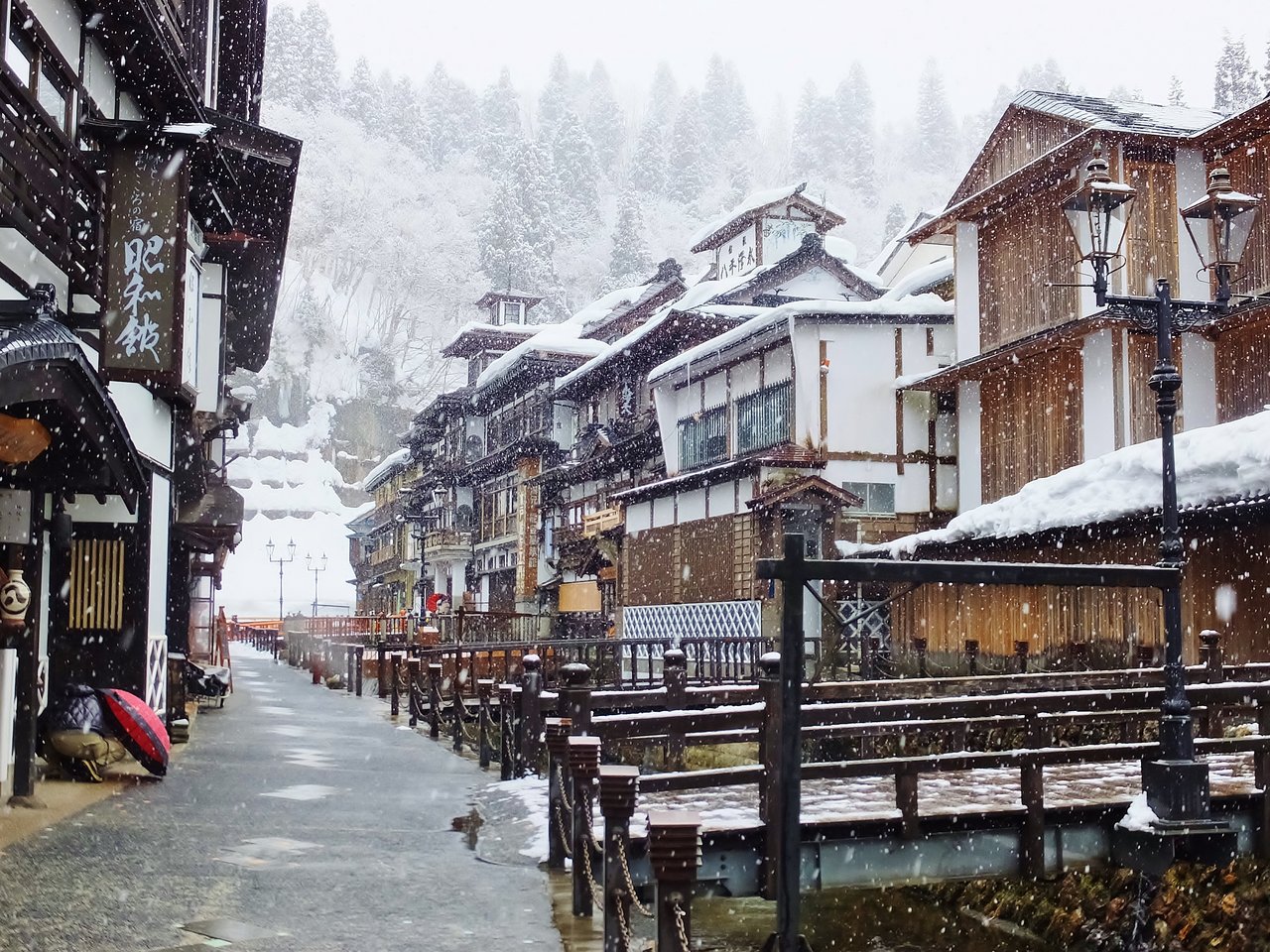 彦左の正眼 温泉へ行こう 泊まってみたい宿 大正浪漫あふれる銀山温泉の古山閣