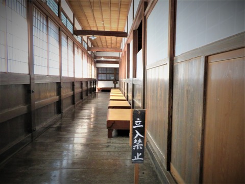 ����Ʋ��Ω���ػ�