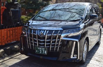 MKタクシー 特別仕様アルファード