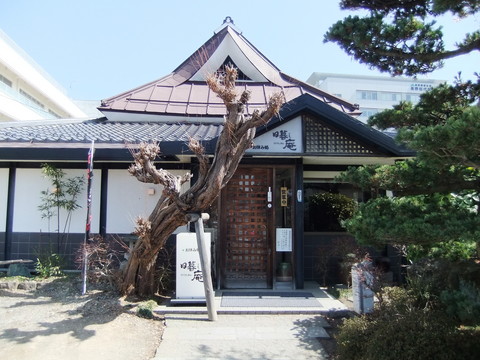 ���뤷������