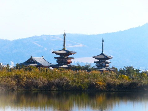 £²£´ÂçÃÓ±Û¤·¤ËÌô»Õ»ûÀ¾Åã¤ÈÅìÅã¤Î´Ö¤ËÌî¾Æ¤¸å¤Î¼ãÁ𻳤¬¸«¤¨¤ë