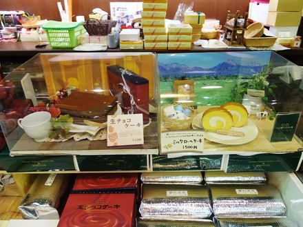 £·¡¦À¸¥Á¥ç¥³¤È¥í¡¼¥ë¥±¡¼¥¤Îʤ֥·¥ç¡¼¥±¡¼¥¹