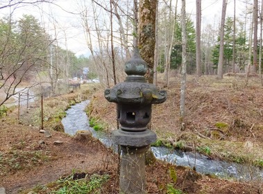 ¤ªÅ¹¤ÎÁ°¤òή¤ì¤ëèú²Ê¤ÎÀ¶Î®