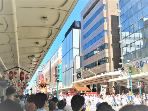 »Í¾òÄ̤ò¤æ¤¯È¡Ã«ËÈ