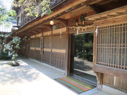 �����ܴ۸���