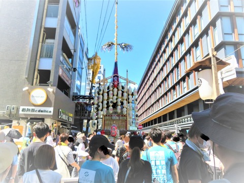 ·ÜËÈ¡¡¾¬»³