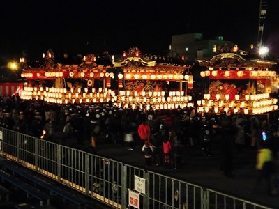 3・四台の屋台揃い踏み