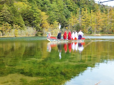 ¸ÐÌ̤ò¿Ê¤àζƬ½®