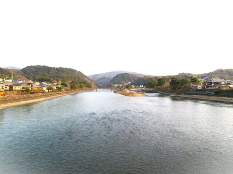 ±§¼£Àî¤Èī̸¶¶¤ò±§¼£¶¶¤«¤é¸«¸¯¤ë