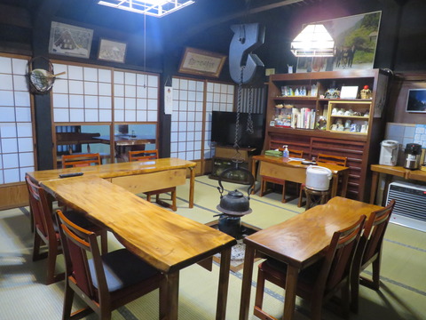 ����ϧ΢��Ϥ�ǥơ��֥뤨������Ȥ�