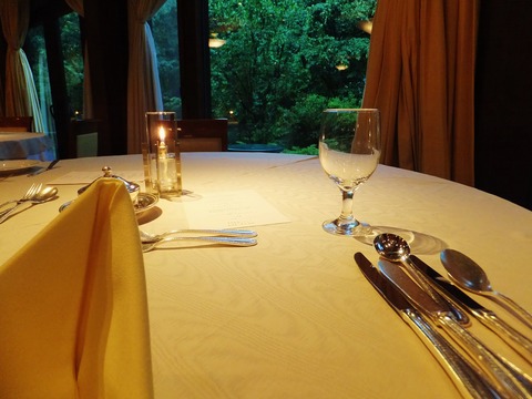 ¥Æ¡¼¥Ö¥ë¥»¥Ã¥Æ¥£¥ó¥°