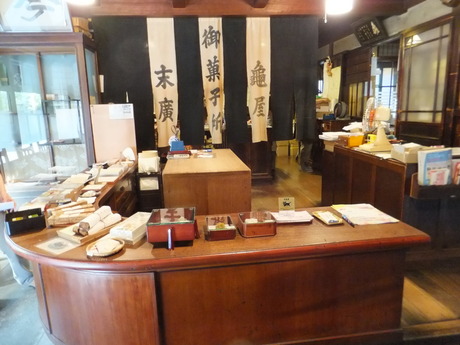 ���Υ����󥿡��ˤ��ۻҤ��¤�Ǥ��ޤ�