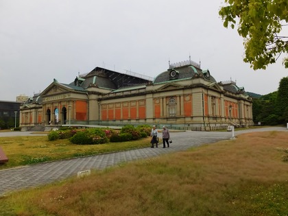 ���Թ�Ω��ʪ��