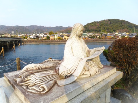 £°±§¼£¶¶¤È»ç¼°ÉôÁü¤È±§¼£Àî