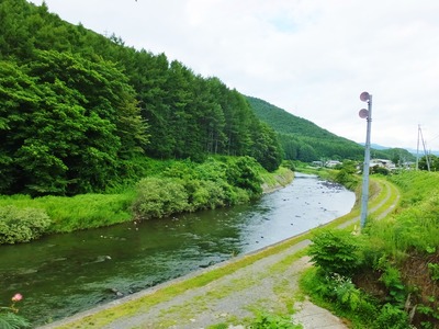 £²¡¦Î¢¤ÎŷεÀî¤Çä̵ù¤ò¹Ô¤Ê¤Ã¤Æ¤¤¤¿