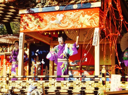 3・お捻りの舞う日本駄右衛門の名演技