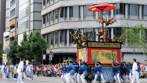 12�������̯��Ƭ���ķ�ְ���ˡ��