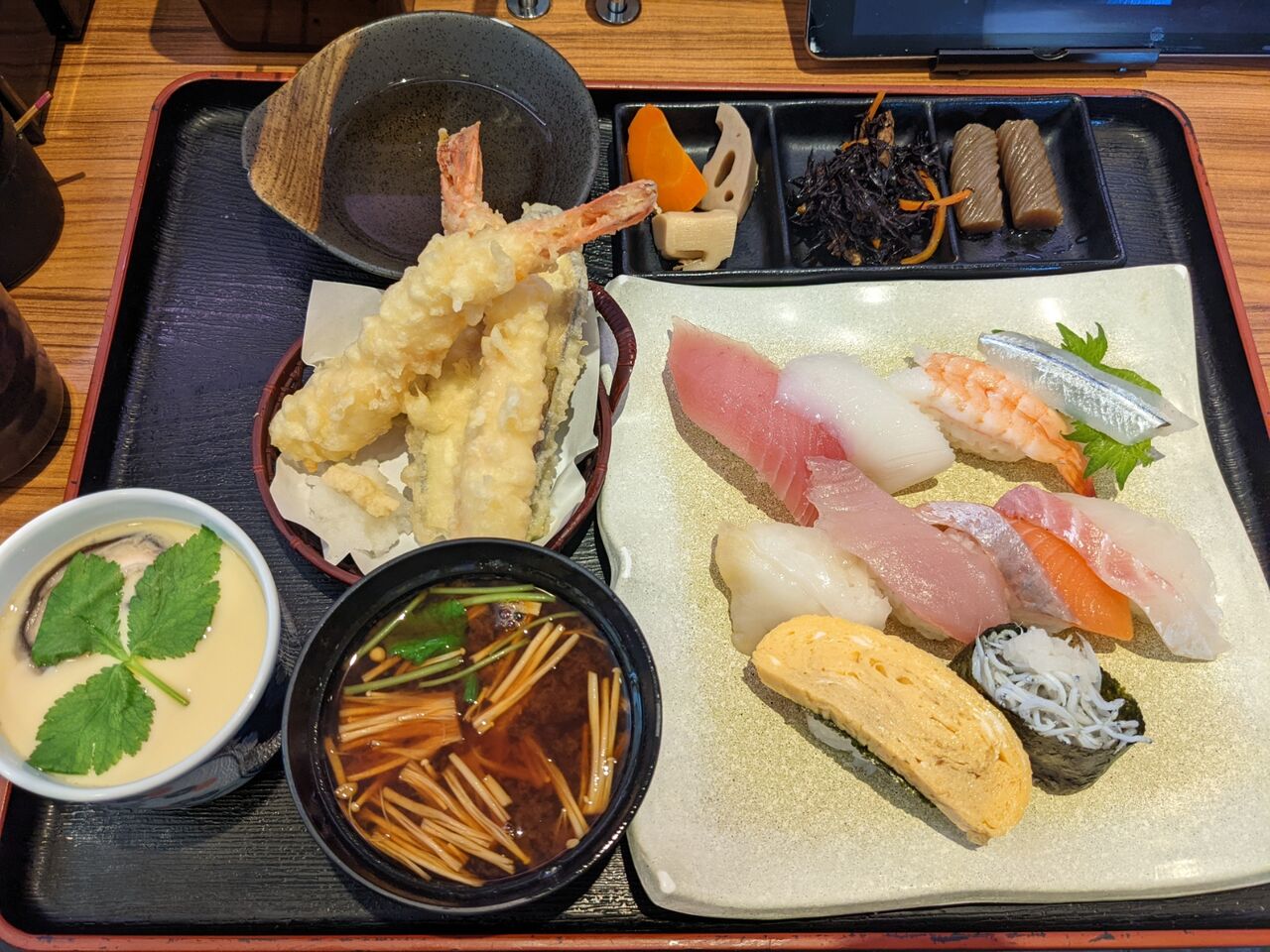 西向日 回転寿司喜楽 一文橋店で 喜楽御膳 を食べてきた 京都目線 Fwf彡 西向日 回転寿司喜楽 一文橋店で 喜楽御膳 を食べてきた 京都目線 Fwf彡