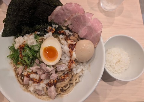 スクリーンショット_3-8-2026_222943_photos.google.com