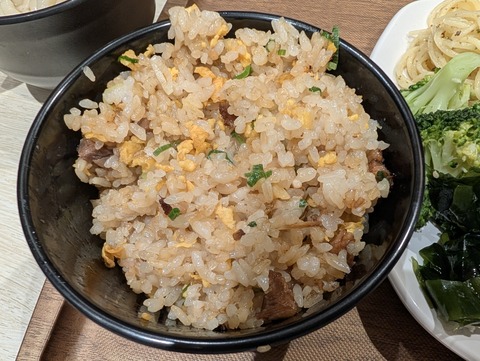 PXL_20251221_031518601