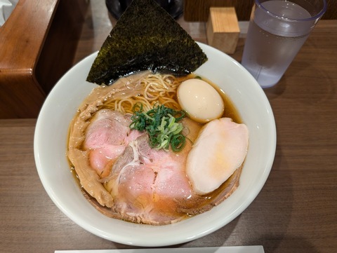 鞍馬口駅前【麺屋坂本】で「味玉鶏中華そば」を食べてきた