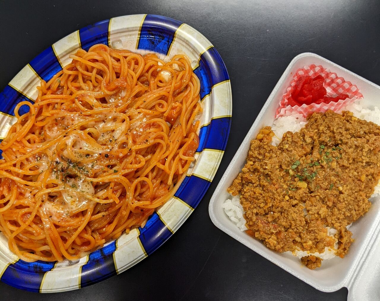 ナポリタンとミニドライカレー】じじばば木馬亭【Uber eats】 : 京都 