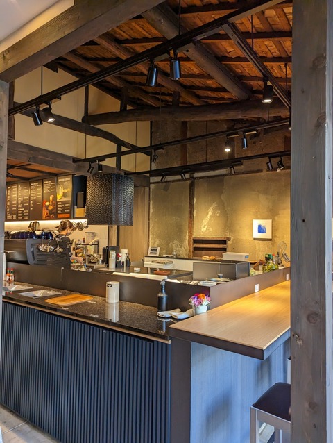 PXL_20221102_030636245