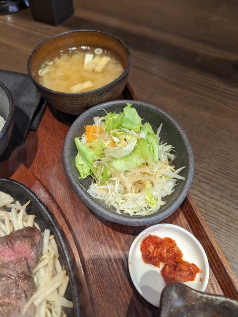 PXL_20231017_033429876