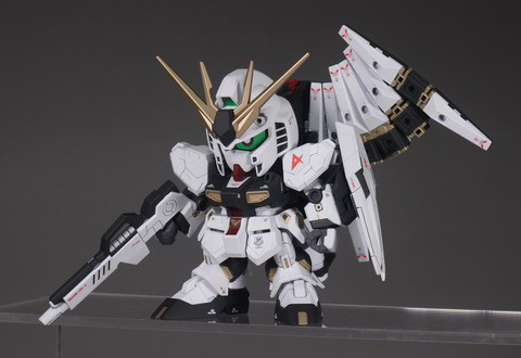 BB戦士 387 νガンダム （ニューガンダム） 全塗装 : Namicomの
